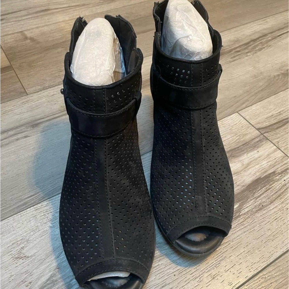 Earth Intrepid Black Peep-Toe Ankle Boots